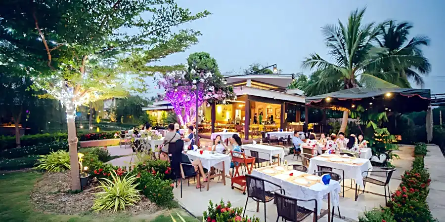 104519207-4096x3072-upscaled