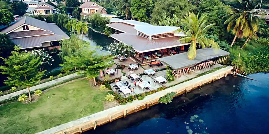 6391032930-6272x4176-upscaled