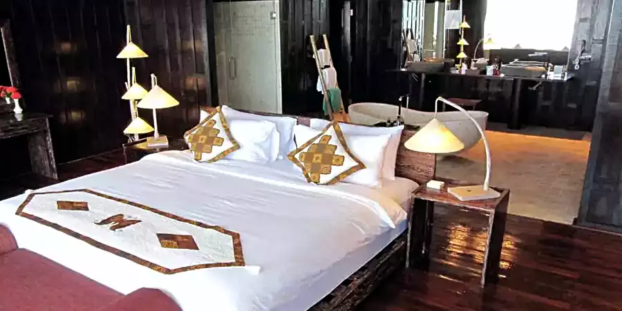 KohPhanganKupuDeluxeBeachFrontPoolSuite3