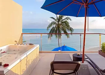 KohSamuiRoyalBeachSpaBathSeaView1