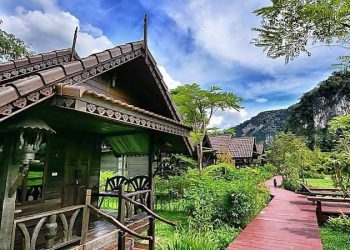 Het Montania LIfestyle Resort heeft 2 soorten accommocaties. Dit zijn de Thai Classic Room en de houten Thai Boutique Chalet. De houten chalets hebben het voordeel dat u geen onder of bovenburen heeft.