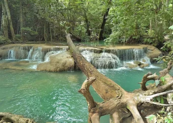 Kanchanaburi - Erawan Waterfalls