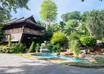 PhiPhiTheBeachResort