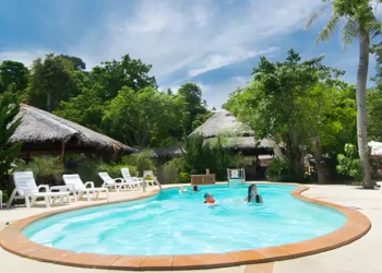 PhiPhiTheBeachResort8