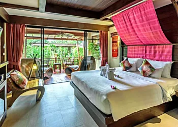 SamuiJasminResortDeluxeBuildingGardenView1